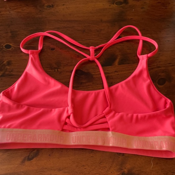 Bright coral color under armour sports bra - Picture 4 of 5